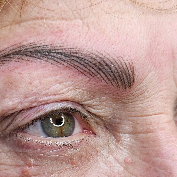 Micropigmentación de <strong>CEJAS</strong>